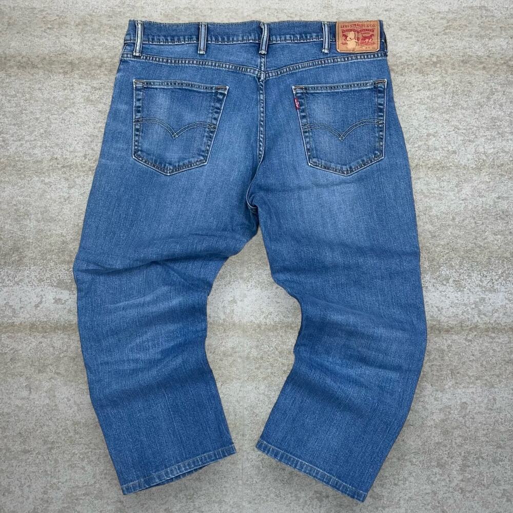 Vintage Y2K Levis 505 Jeans 38x32 Regular Straight Fit Medium Wash Denim